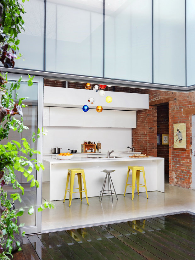 Фотография: Кухня и столовая в стиле Лофт, Современный, Декор интерьера, Дом, Дома и квартиры, Проект недели, Стена, Илья Беленя – фото на INMYROOM