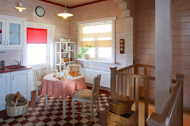 Фотография: Кухня и столовая в стиле Прованс и Кантри, Восточный, Эклектика, Россия, BOSCH, iM, Проект недели, Дача, Дом и дача, Mobilier de Maison, Илья Насонов, прованс в интерьере, Sikkens, Рыжий кот, Михайловское, Arca, Nasonov DesignWerke, шинуазри, идеи интерьера в стиле шинуазри, интерьер загородного дома, деревянный дом из бруса, dom-iz-brusa – фото на INMYROOM