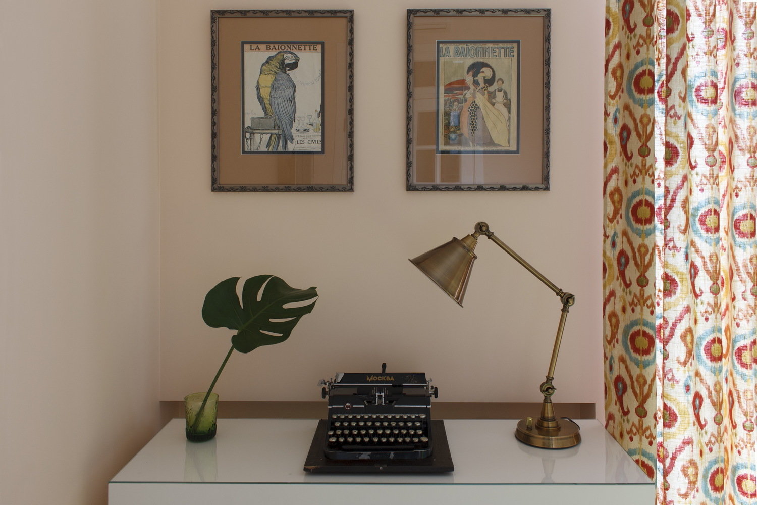 Фотография: Кабинет в стиле Скандинавский, Современный, Квартира, Проект недели, Москва, Екатерина Чистова, Сталинка, 2 комнаты, 60-90 метров – фото на INMYROOM Фотография: Кабинет в стиле Скандинавский, Современный, Квартира, Проект недели, Москва, Екатерина Чистова, Сталинка, 2 комнаты, 60-90 метров – фото на INMYROOM