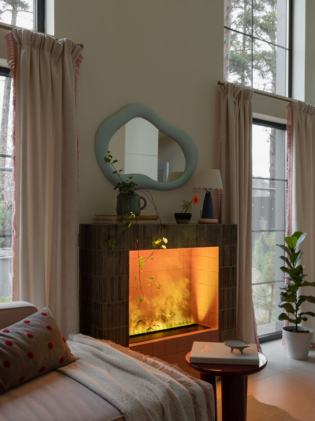 Фотография: Гостиная в стиле Современный, Эклектика, Дом, Проект дня, Дом и дача, Свердловская область, 3 комнаты, 60-90 метров, современный с элементами нежного романтизма, Кристина Салангина, Анастасия Гавриленко – фото на INMYROOM