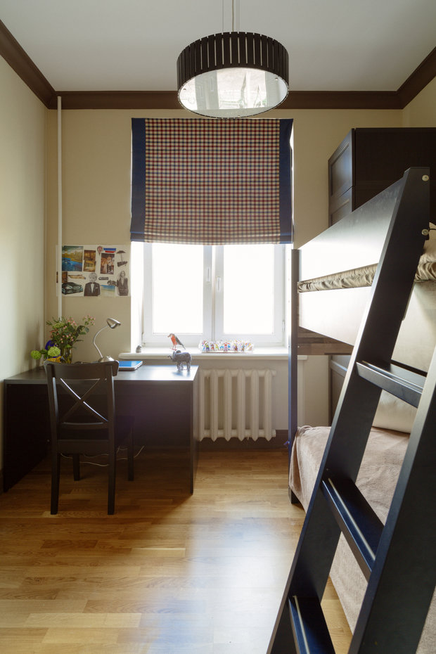 Фотография: Детская в стиле Скандинавский, Лофт, Эклектика, Квартира, Teak House, Белый, Проект недели, Москва, Бежевый, Синий, Голубой, Коричневый, ИКЕА, Manders, маленькая кухня, белая гостиная, порядок в детской, хранение книг в небольшой квартире, системы хранения для коридора, декор интерьера в скандинавском стиле, Анна Смирнова, Vesna-Leto – фото на INMYROOM