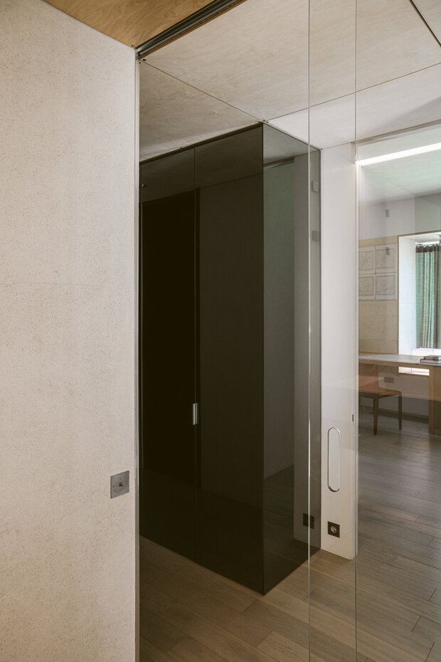 Интерьер гардеробной в стиле минимализм