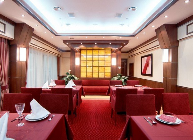 Фото из портфолио Офис компании ТНК-ВР – фотографии дизайна интерьеров на INMYROOM