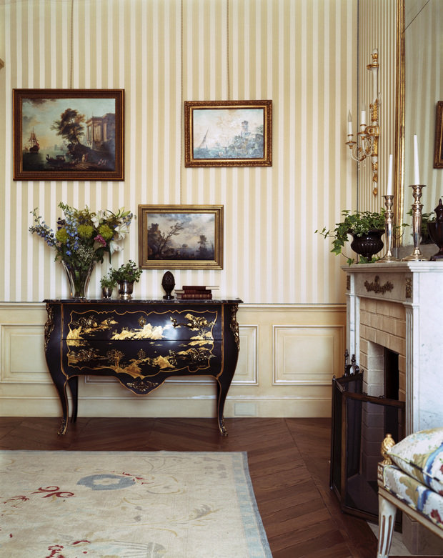 Фото из портфолио Питерская классика – фотографии дизайна интерьеров на INMYROOM