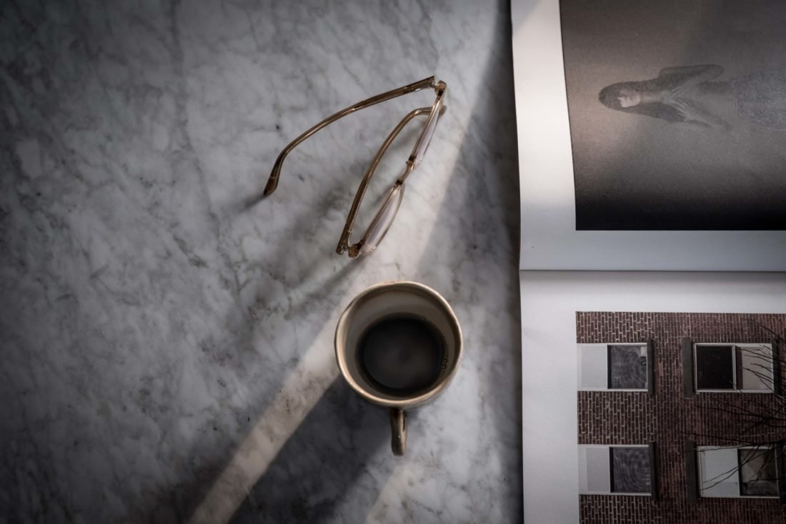 Фотография: в стиле , Скандинавский, Декор интерьера, Квартира, Студия, Белый, Бежевый, Серый, интерьер мансарды, до 40 метров, Эмма Фишер – фото на INMYROOM