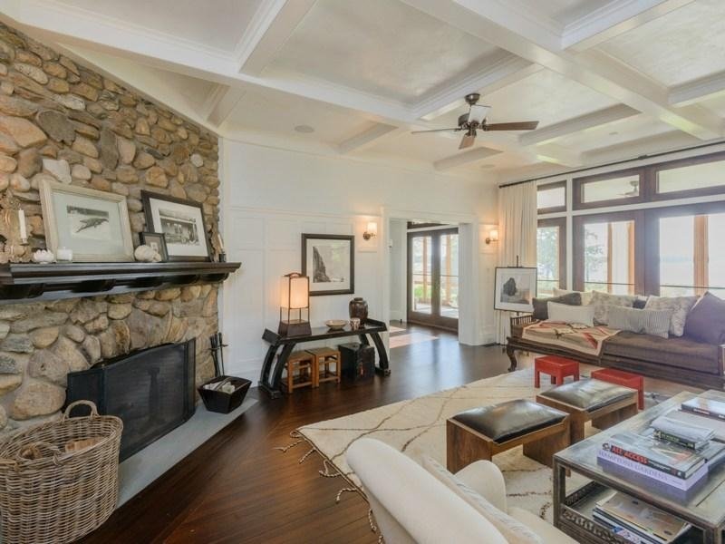 Фотография: Гостиная в стиле Современный, Дом, Дома и квартиры, Интерьеры звезд – фото на INMYROOM