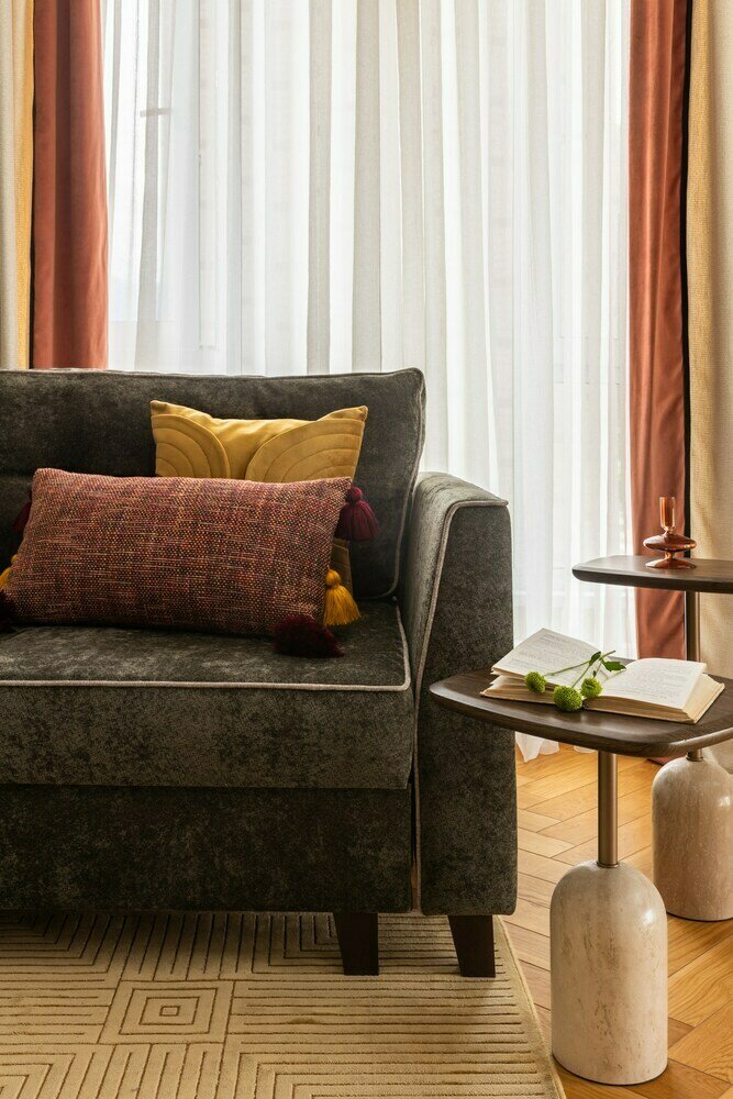 Фотография: Гостиная в стиле Классический, Квартира, Проект дня, 2 комнаты, 60-90 метров, Алматы, Студия Mondial, Анастасия Халина – фото на INMYROOM Фотография: Гостиная в стиле Классический, Квартира, Проект дня, 2 комнаты, 60-90 метров, Алматы, Студия Mondial, Анастасия Халина – фото на INMYROOM