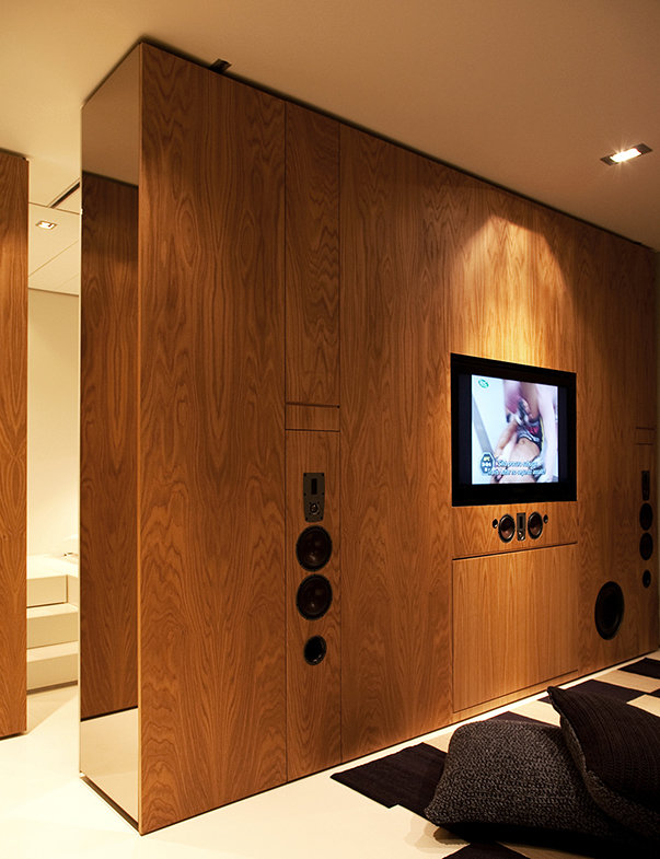 Фотография: Мебель и свет в стиле Современный, Малогабаритная квартира, Квартира, Россия, Дома и квартиры, Нью-Йорк, Париж, Мебель-трансформер – фото на INMYROOM