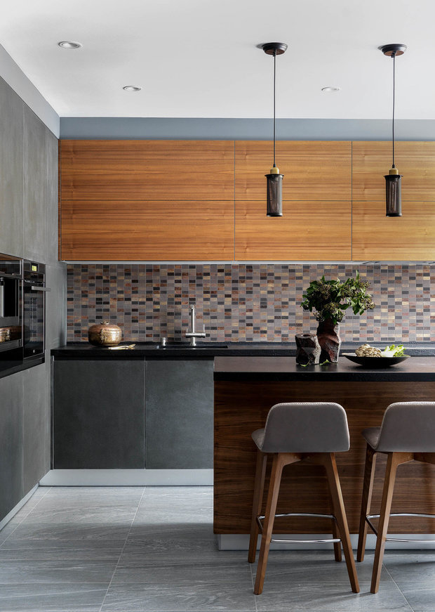 Фотография: Кухня и столовая в стиле Минимализм, Прихожая, Кухонный фартук, Гид, обновить кухонный фартук, как оформить кухонный фартук, Анастасия Ковальчук, Анна Моджаро, Катя Чистова, Андрей Баринов, Виктория Скоробогатько, Quadrum, Pallage Studio, Ирина Ежова, Лина Савина – фото на INMYROOM