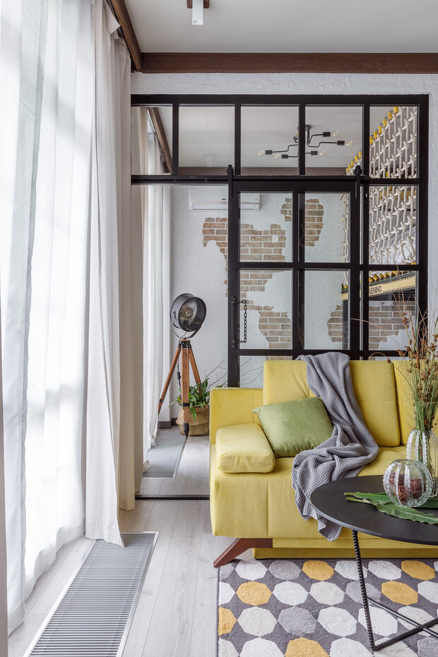Фотография: Гостиная в стиле Лофт, Современный, Квартира, Проект недели, Сочи, Блочный дом, 2 комнаты, до 40 метров – фото на INMYROOM