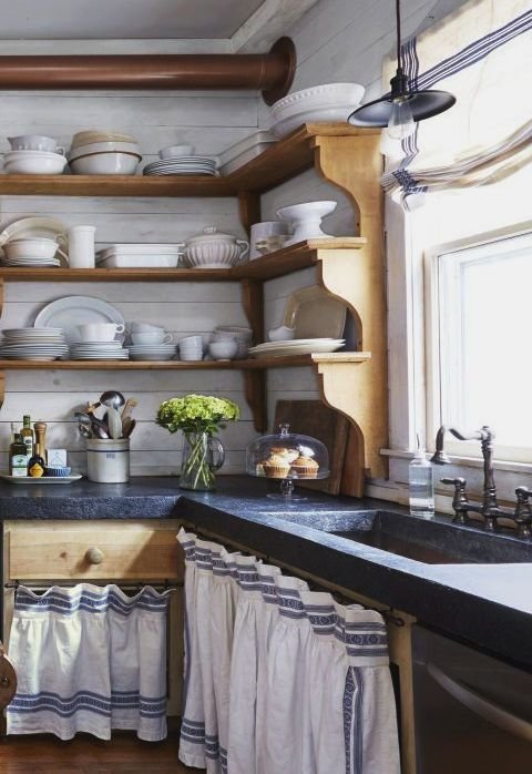 Фотография: Кухня и столовая в стиле Прованс и Кантри, Классический, Gorenje, Гид – фото на INMYROOM