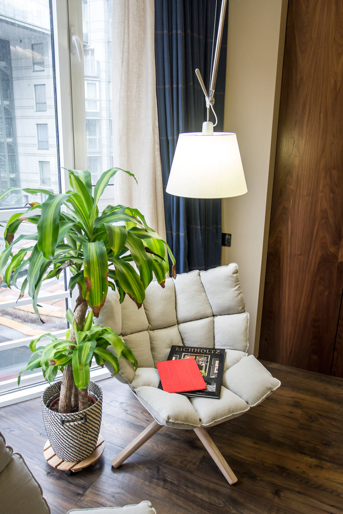 Фотография: Гостиная в стиле Современный, Эклектика, Квартира, Россия, Планировки, Аксессуары, Artemide, Axo Light, Eichholtz, Miele, Мебель и свет, Белый, Перепланировка, Зеленый, Бежевый, Желтый, Синий, Коричневый, Санкт-Петербург, ИКЕА, FLOS, Derufa, Artflex, Lottocento, Макс Жуков, ToTaste – фото на INMYROOM Фотография: Гостиная в стиле Современный, Эклектика, Квартира, Россия, Планировки, Аксессуары, Artemide, Axo Light, Eichholtz, Miele, Мебель и свет, Белый, Перепланировка, Зеленый, Бежевый, Желтый, Синий, Коричневый, Санкт-Петербург, ИКЕА, FLOS, Derufa, Artflex, Lottocento, Макс Жуков, ToTaste – фото на INMYROOM