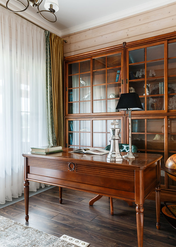 Фото из портфолио Дом из клееного бруса 680 м2 в КП "РУЗСКАЯ ГАВАНЬ" – фотографии дизайна интерьеров на INMYROOM