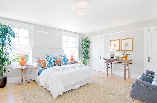 Фотография: Спальня в стиле Прованс и Кантри, Эклектика, Декор интерьера, Декор, Белый, Зеленый, Бежевый, Синий, Голубой, Оранжевый, Бирюзовый – фото на INMYROOM