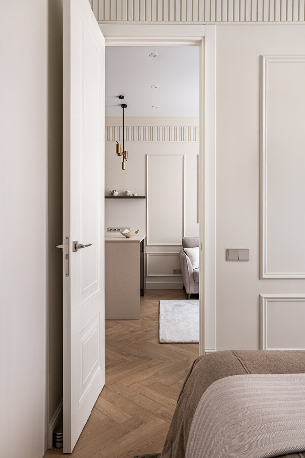 Фотография: Спальня в стиле Классический, Современный, Квартира, Проект дня, 2 комнаты, 40-60 метров, Анна Жижайкина, современный с элементами неоклассики – фото на INMYROOM