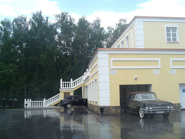 Фото из портфолио Мастерская по реставрации старинных автомобилей – фотографии дизайна интерьеров на InMyRoom.ru