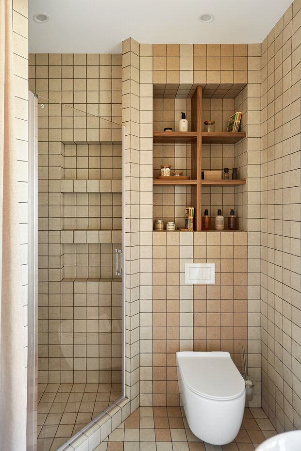 Фотография: Ванная в стиле Современный, Малогабаритная квартира, Квартира, Проект дня, Москва, 2 комнаты, до 40 метров, Монолитно-кирпичный, Анна Малютина, современный с элементами этники – фото на INMYROOM