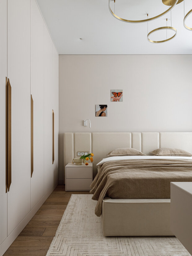 Фотография: Спальня в стиле Классический, Современный, Дом, Проект дня, Дом и дача, Кирпичный дом, 4 и больше, Более 90 метров, Уфа, Леня Бузина – фото на INMYROOM