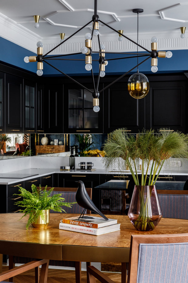 Фотография: Кухня и столовая в стиле Классический, Современный, Гид, как оформить интерьер кухни, интерьер кухни, дизайн кухни, Мария Рублева, Анна Показаньева, Алиса Свистунова, Римма Семенова, Екатерина Бурдина, Александра Мельникова – фото на INMYROOM