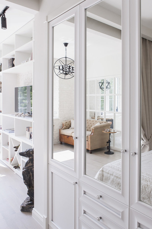 Фотография: Мебель и свет в стиле Лофт, Современный, Квартира, Студия, Проект дня, Москва, Юрий Гришко, Мария Дадиани, Кирпичный дом, до 40 метров – фото на INMYROOM