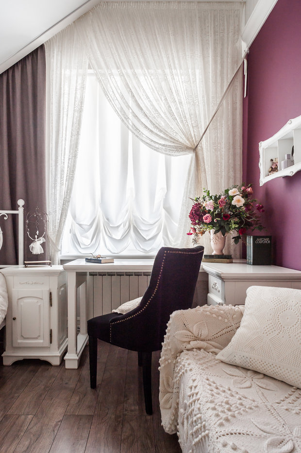Интерьер спальни в классическом стиле с элементами винтажа