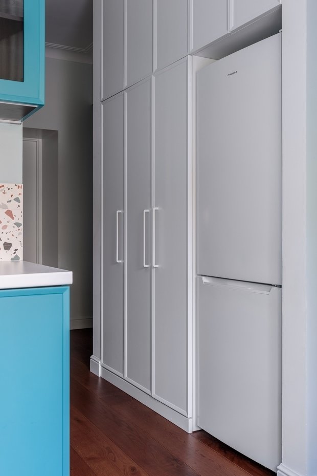 Фотография: Кухня и столовая в стиле Эклектика, Квартира, Проект недели, Москва, 3 комнаты, 60-90 метров, Валерия Шиманская – фото на INMYROOM