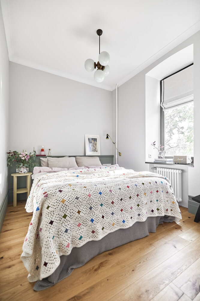 Фотография: Спальня в стиле Скандинавский, Современный, Эклектика, Минимализм, Винтажный, Квартира, Проект недели, Санкт-Петербург, Кирпичный дом, 3 комнаты, 60-90 метров, DSGN HUB – фото на INMYROOM Фотография: Спальня в стиле Скандинавский, Современный, Эклектика, Минимализм, Винтажный, Квартира, Проект недели, Санкт-Петербург, Кирпичный дом, 3 комнаты, 60-90 метров, DSGN HUB – фото на INMYROOM