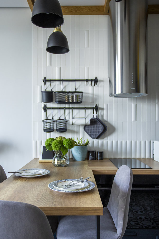 Фотография: Кухня и столовая в стиле Современный, Квартира, Проект недели, Казань, 2 комнаты, 40-60 метров, Davydov Studio, Родион Давыдов – фото на INMYROOM