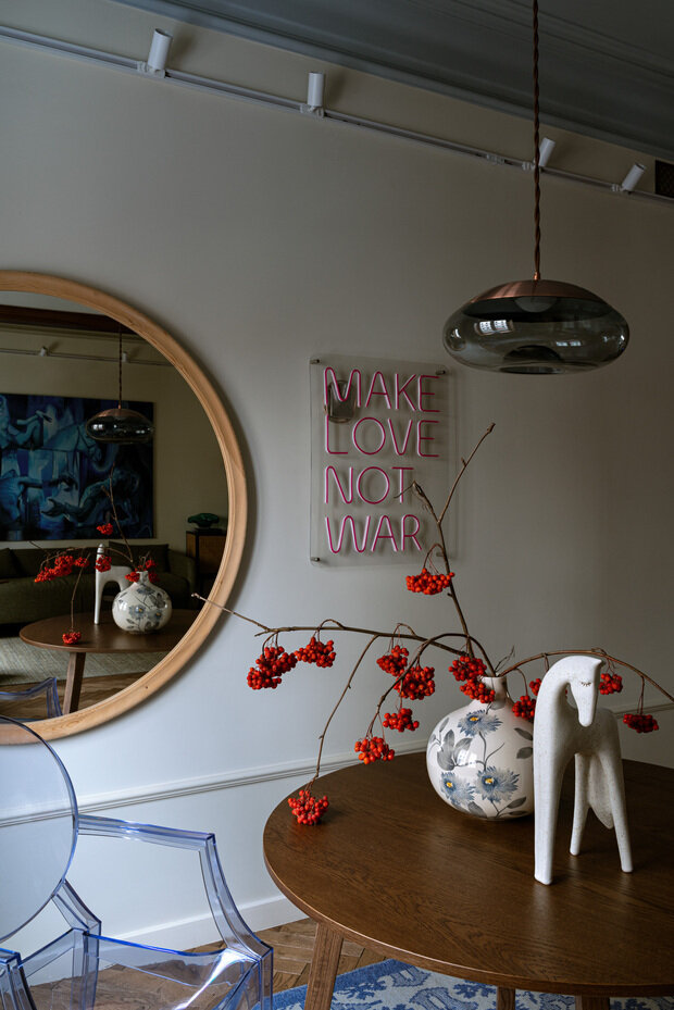 Фотография: Кухня и столовая в стиле Современный, Квартира, Проект дня, Сталинка, 3 комнаты, 40-60 метров, фото интерьера, дизайн интерьера фото, эклектика с элементами винтажа – фото на INMYROOM