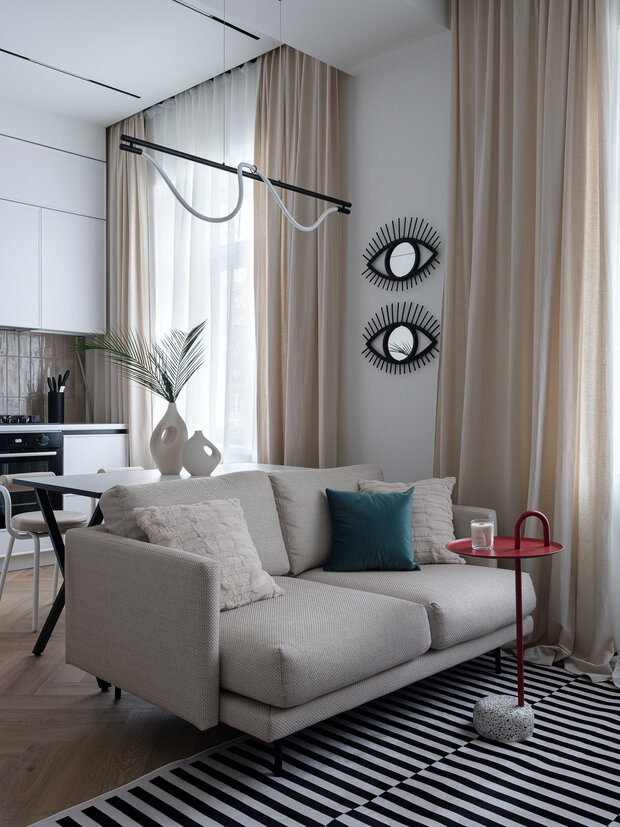 Фотография: Гостиная в стиле Современный, Минимализм, Квартира, Проект дня, Москва, Сталинка, 1 комната, до 40 метров, Nisha Buro – фото на INMYROOM