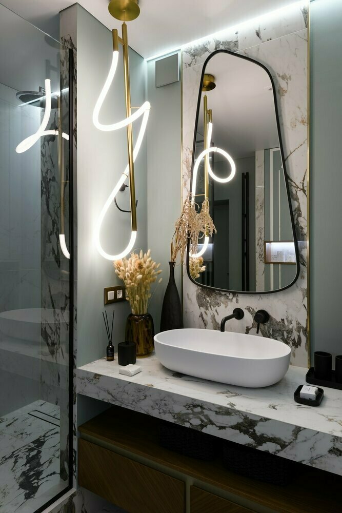 Фотография: в стиле , Ванная, Советы, интерьер ванной, дизайн ванной комнаты, хранение в ванной комнате, обустройство маленькой ванной комнаты, планировка ванной, ванная комната, как сделать ванную комфортной, удобная ванная, как сделать ванную уютнее, душ в ванной, интерьер ванной комнаты, обустроить ванную комнату, ремонты ванной комнаты, маленькая ванная комната – фото на INMYROOM