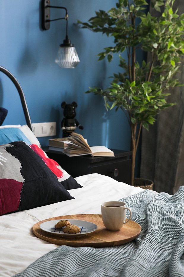 Фотография: Спальня в стиле Скандинавский, Современный, Квартира, Проект недели, Санкт-Петербург, 1 комната, до 40 метров, Анастасия Заркуа – фото на INMYROOM