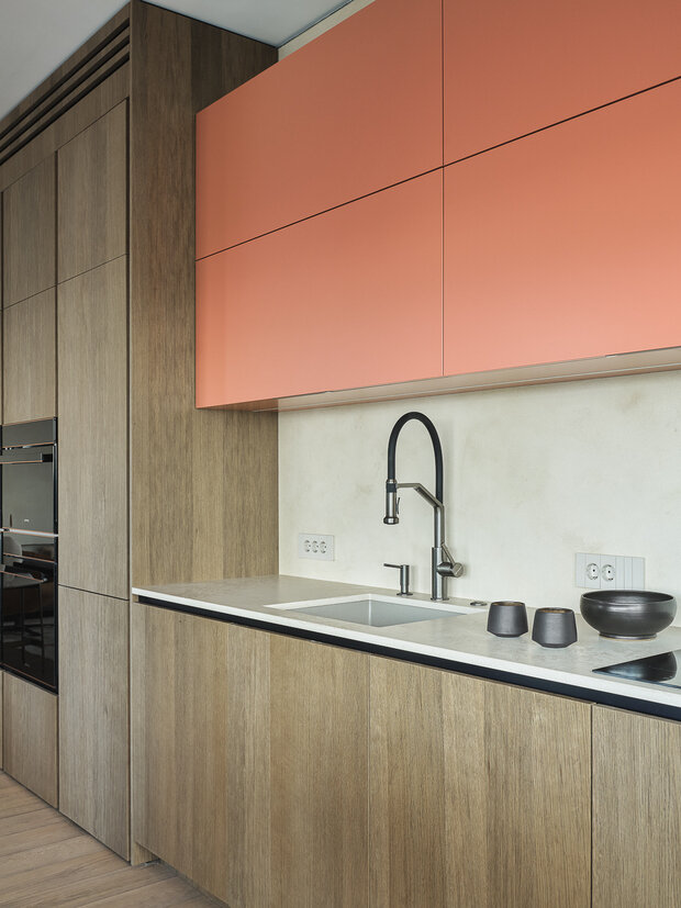 Фотография: Кухня и столовая в стиле Современный, Квартира, Проект дня, Москва, Монолитный дом, 3 комнаты, 60-90 метров, ЖК «Зиларт», Виталия Мясников – фото на INMYROOM