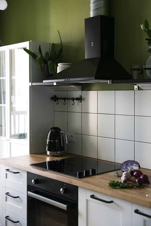 Фотография: Кухня и столовая в стиле Скандинавский, Современный, Квартира, Проект недели, Санкт-Петербург, 1 комната, до 40 метров, Анастасия Заркуа – фото на INMYROOM