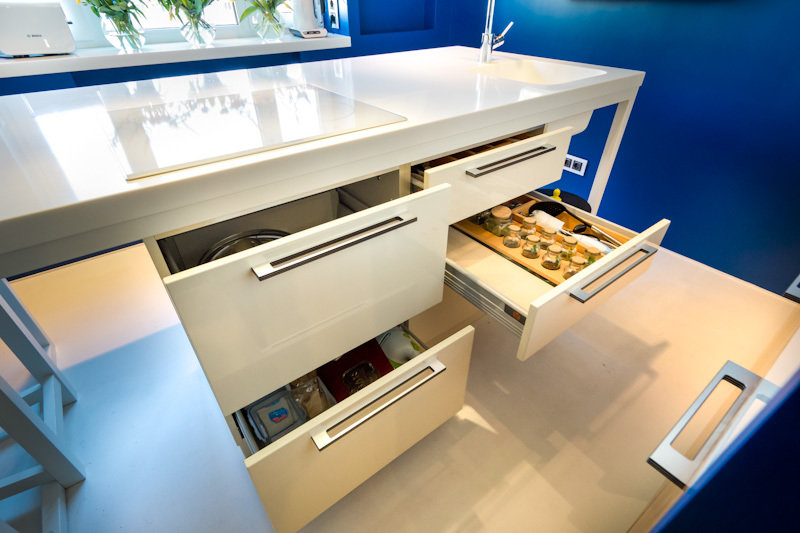 Фотография: Кухня и столовая в стиле Современный, Декор интерьера, Интерьер комнат – фото на INMYROOM Фотография: Кухня и столовая в стиле Современный, Декор интерьера, Интерьер комнат – фото на INMYROOM