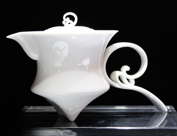 Фото из портфолио Индонезийский дизайнер выпустил серию фарфоровой посуды – фотографии дизайна интерьеров на INMYROOM