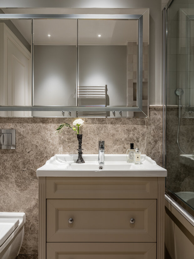 Фотография: Ванная в стиле Классический, Современный, Квартира, Проект дня, Москва, 4 и больше, Более 90 метров, Татьяна Казанцева – фото на INMYROOM