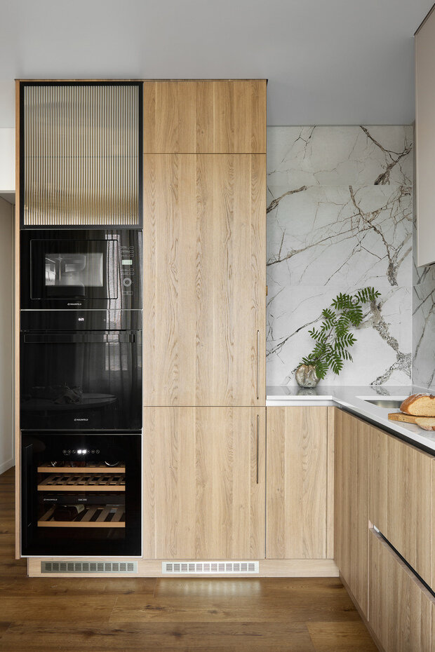 Фотография: Кухня и столовая в стиле Современный, Джапанди, Малогабаритная квартира, Квартира, Проект дня, Беларусь, Панельный дом, 1 комната, 40-60 метров, Жодино, Мария Назарова – фото на INMYROOM