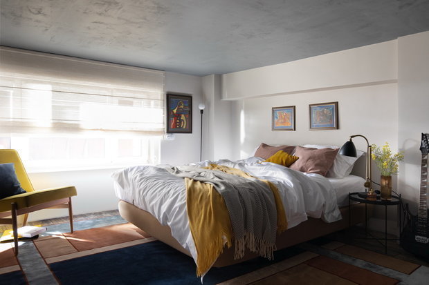 Фотография: Спальня в стиле Лофт, Гид, темные цвета в интерьере, Анастасия Ковальчук, Валерия Белоусова, Екатерина Углова, Александра Ермилова, Клуб Ирины Богатиковой – фото на INMYROOM