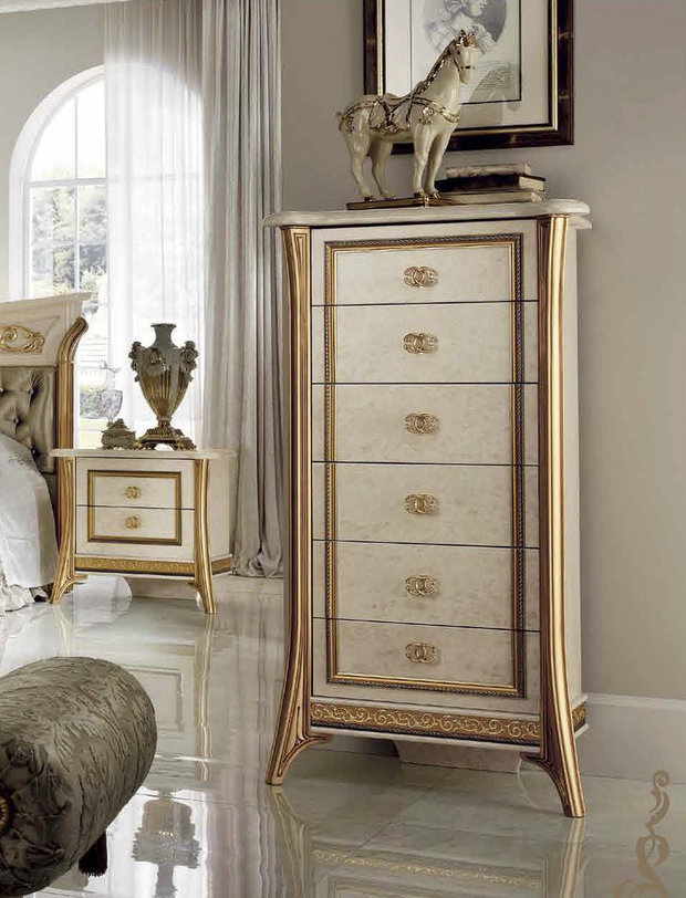 Фото из портфолио Мебель Италии Arredo Classic (спальни, гостиные, кабинеты, мягкая) – фотографии дизайна интерьеров на INMYROOM