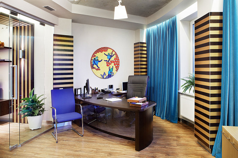 Фото из портфолио Офис адвокатского бюро – фотографии дизайна интерьеров на INMYROOM