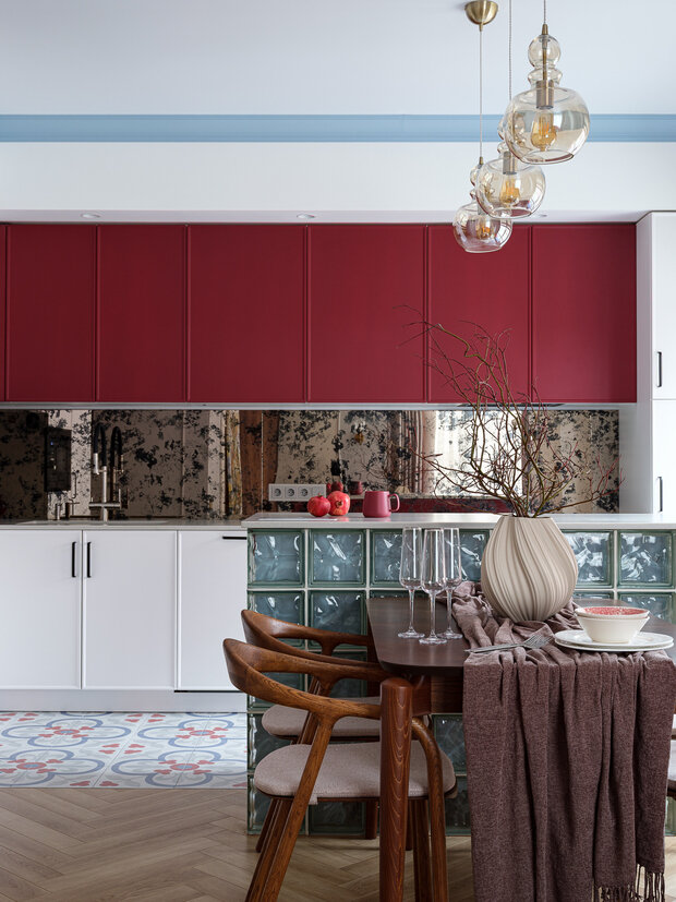 Фотография: Кухня и столовая в стиле Современный, Квартира, Москва, Монолитный дом, 4 и больше, Более 90 метров, Эксклюзивные проекты, ЖК «Holland Park», минимализм с элементами современного дизайна, Татьяна Казьмина – фото на INMYROOM