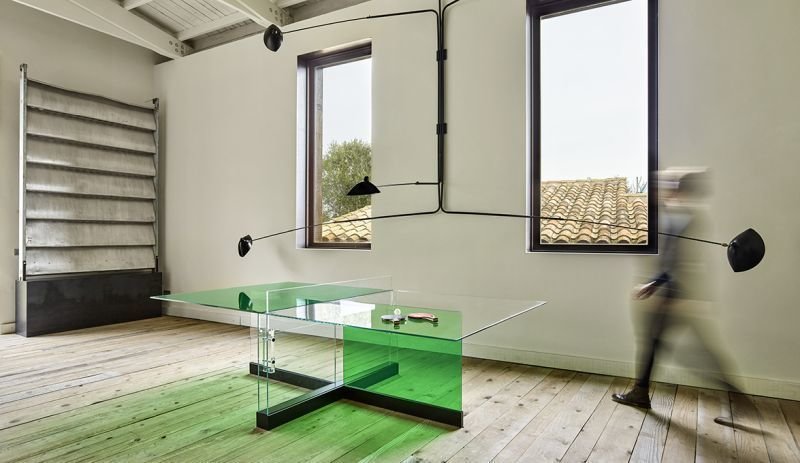 Дизайн: Francesc Rife Studio