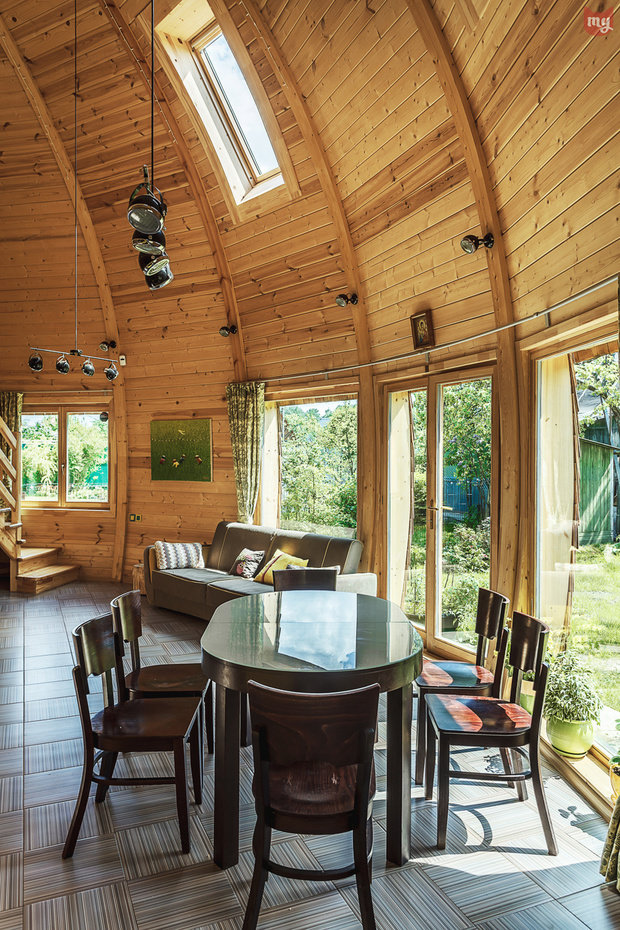 Фотография: Гостиная в стиле Эко, Прованс и Кантри, Современный, Дом, Россия, Проект недели, Дом и дача, Герой InMyRoom, деревянный дом, Королев, каркасный дом, Скайдом.рф, Скайдом – фото на INMYROOM