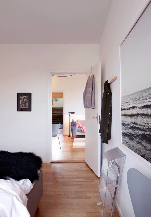 Фотография: Спальня в стиле Современный, Скандинавский, Декор интерьера, Квартира, Дома и квартиры – фото на INMYROOM