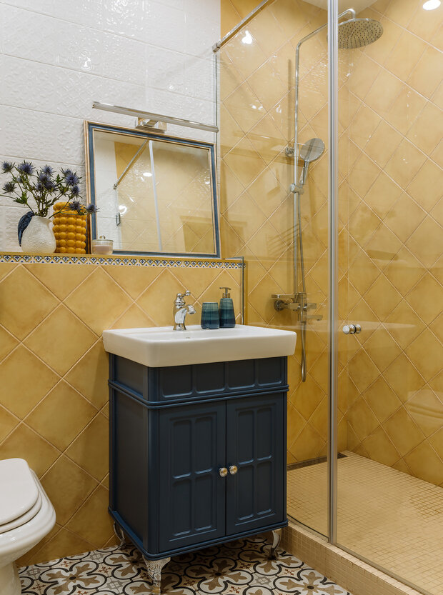 Фотография: Ванная в стиле Прованс и Кантри, Современный, Эклектика, Квартира, Проект недели, Красногорск, Виктория Качуровская, Александра Бронникова, Монолитный дом, 4 и больше, Более 90 метров, Twosides.pro, Дмитрий Шешунов – фото на INMYROOM