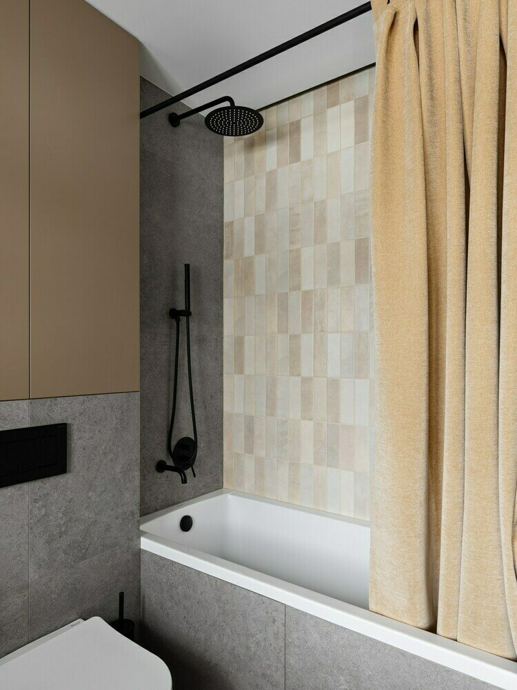 Фотография: Ванная в стиле Современный, Минимализм, Дом, Проект дня, Дом и дача, Ленинградская область, 4 и больше, Более 90 метров, Анара Беркалиева – фото на INMYROOM Фотография: Ванная в стиле Современный, Минимализм, Дом, Проект дня, Дом и дача, Ленинградская область, 4 и больше, Более 90 метров, Анара Беркалиева – фото на INMYROOM