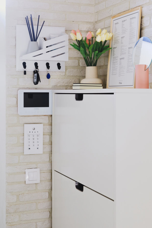 Фотография: Прихожая в стиле Скандинавский, Современный, Проект дня, Холодильник, Дом и дача, Samsung, Таунхаус, 4 и больше, Более 90 метров – фото на INMYROOM