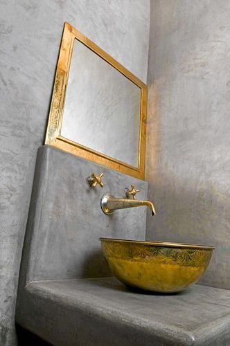 Фотография: Ванная в стиле Лофт, Восточный, Декор интерьера, Квартира, Декор, Советы, раковина, раковина в ванной – фото на INMYROOM