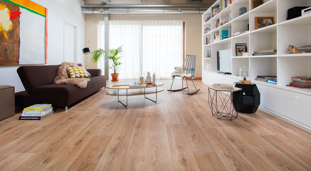 Фотография: Гостиная в стиле Скандинавский, Советы, Ремонт на практике, Bostik, Матвей Тюпич, Tim & Team – фото на INMYROOM